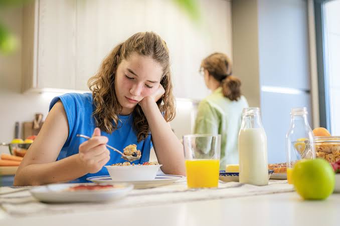 اختلالات خوردن چیست؟ 3 بولیمیای پنهان 3